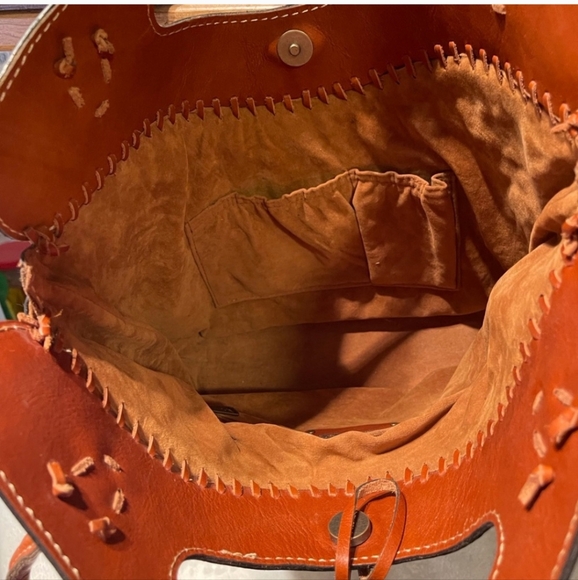 Floral Stitch Applique Tote 🌼 - Picture 11 of 16